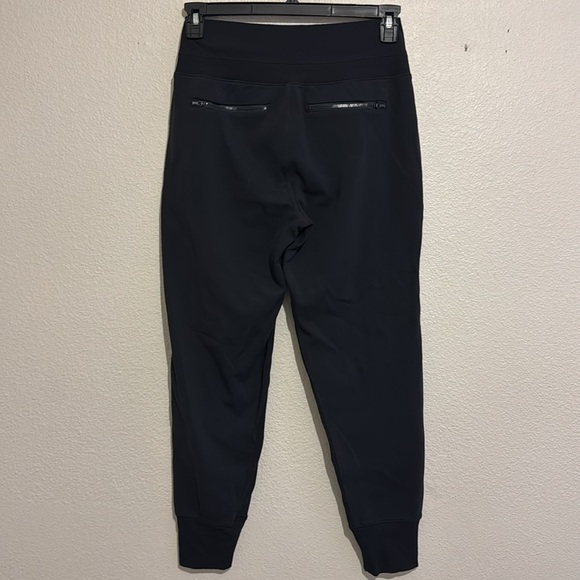 Athleta Venice Women's Black Hight Rise Jogger Pants with Pockets - Picture 6 of 7